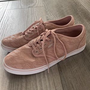 Women’s Pink floral Vans size 8